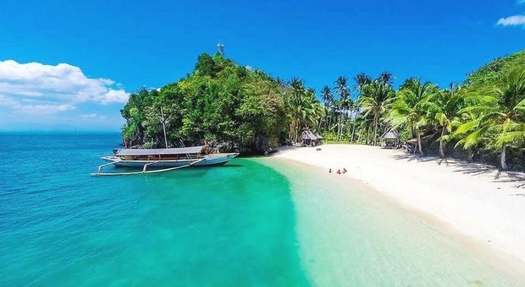 Dolo Beach, San Jose, Camarines Sur, Philippines